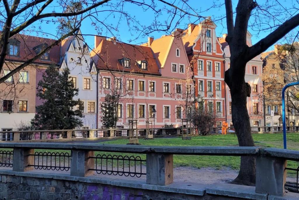 Appartamento Klimatyczne Mieszkanie W Rynku Breslavia